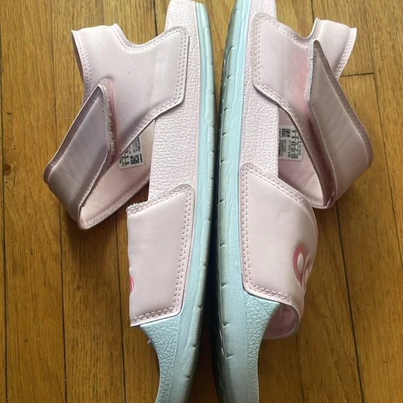 Adidas Adilette Sandals (Clear Pink/Cherry Metallic/Cloud White) Velcr Straps - Picture 5 of 8